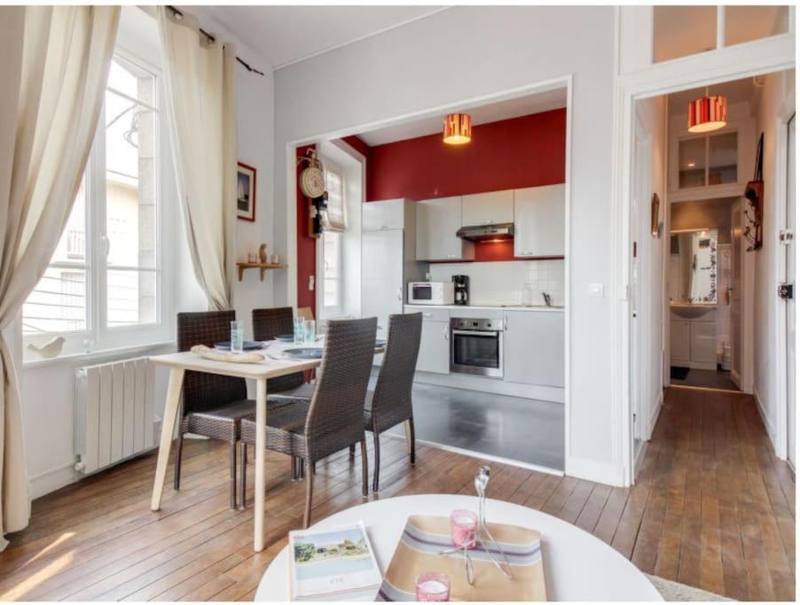 Oleta Apartment Динард Екстериор снимка